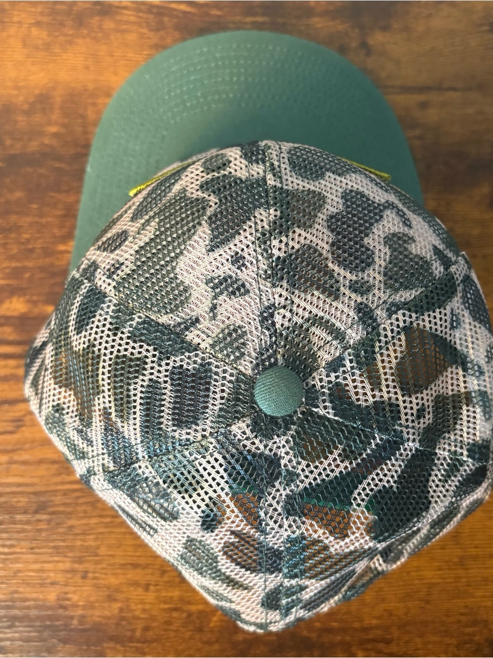 YETI Built For The Wild Trucker Hat Leopard Camo Green Brim Snapback Mesh OS - Picture 5 of 7